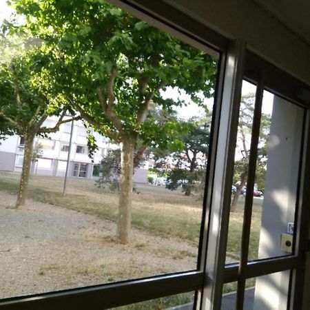 "Home Sweet Home" - 70M2 - Proche Lyon, Eurexpo, Groupama & Matmut Stadium, Ldlc Arena Saint-Priest  Exterior foto